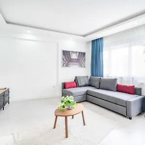 Apartment Modern Flat Near Beach In Muratpasa, Antalya